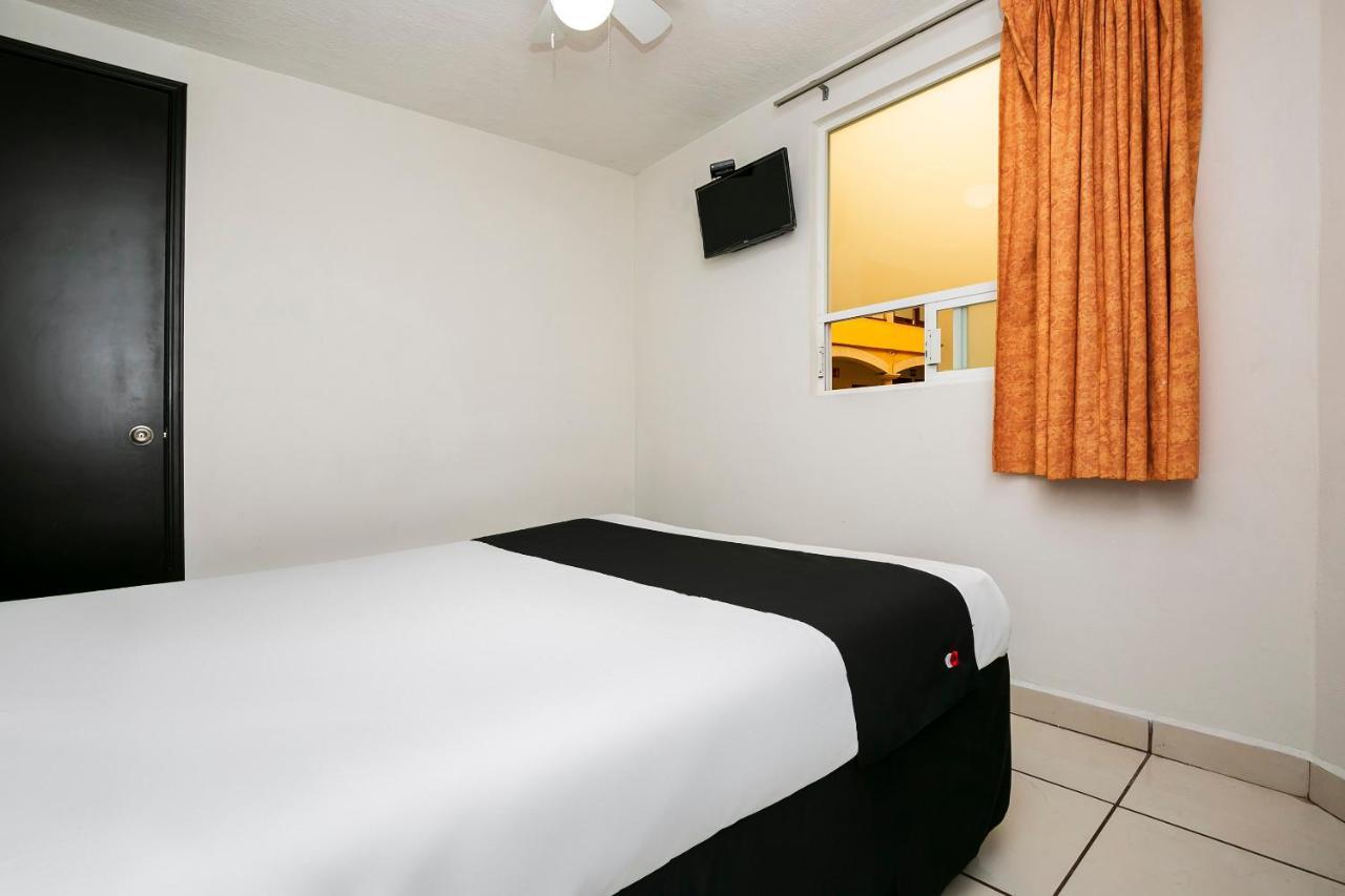 Capital O Hotel Victoria Morelia Bagian luar foto