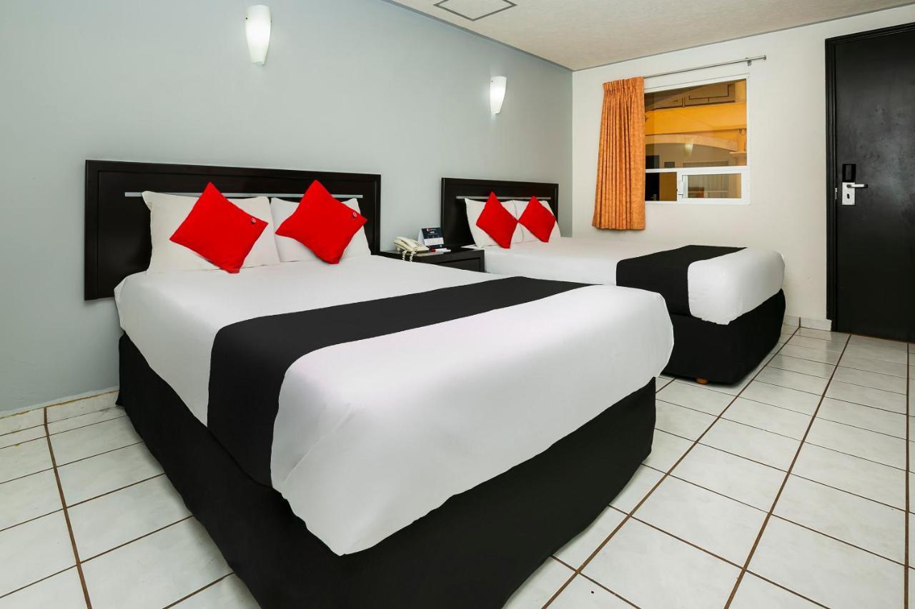 Capital O Hotel Victoria Morelia Bagian luar foto